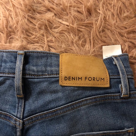 The Lola High Rise Skinny 26L